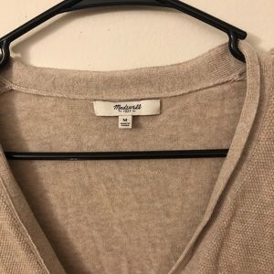 Madewell Sweaters - MADEWELL BEIGE LIGHTWEIGHT CARDIGAN Madewell Sweaters - MADEWELL BEIGE LIGHTWEIGHT CARDIGAN